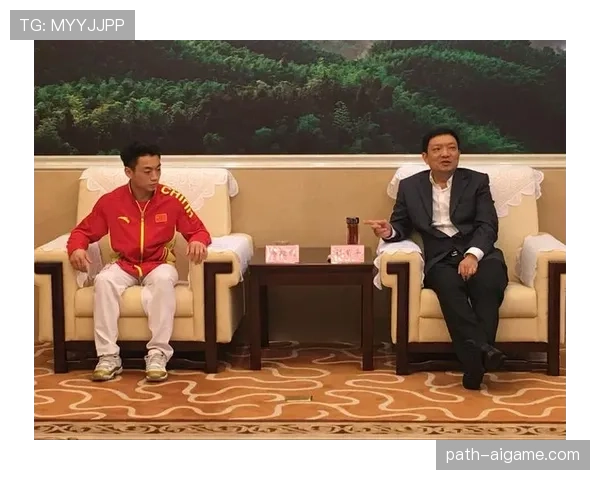 邹敬园家里摆满奖杯,但最贵的那套房子他爸妈还在还贷 邹敬园家里摆满奖杯,但最贵的那套房子他爸妈还在还贷